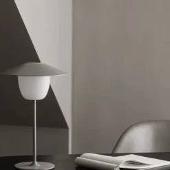Akku LED-Tischleuchte -ANI LAMP- Farbe Satellite