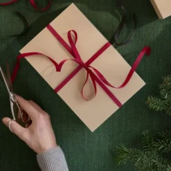 Geschenkband -JUHLA- Farbe Port - Größe S