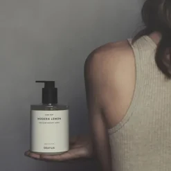 Handseife -SATOMI- Farbe White - Größe 500 ml, Duft: Modern Lemon