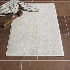 Handtuch -ARTO- Farbe Moonbeam/Magnet - Größe 50 x 100 cm, schmale Streifen