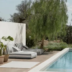 Outdoor-Bett -STAY- Farbe Lily White/Black - Größe 120 x 190 cm