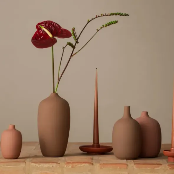 Vase -CEOLA- Farbe Indian Tan Höhe 25 cm